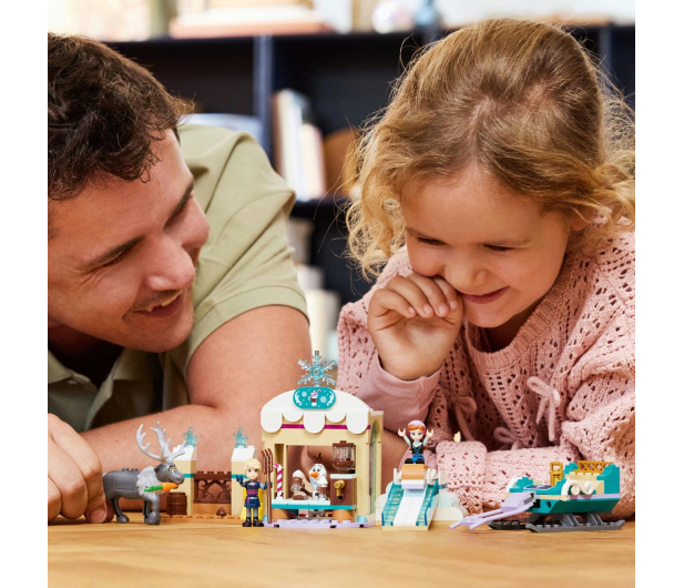 LEGO Disney Princess 43256 Przygoda na sankach Anny - 1284104 - zdjęcie 11